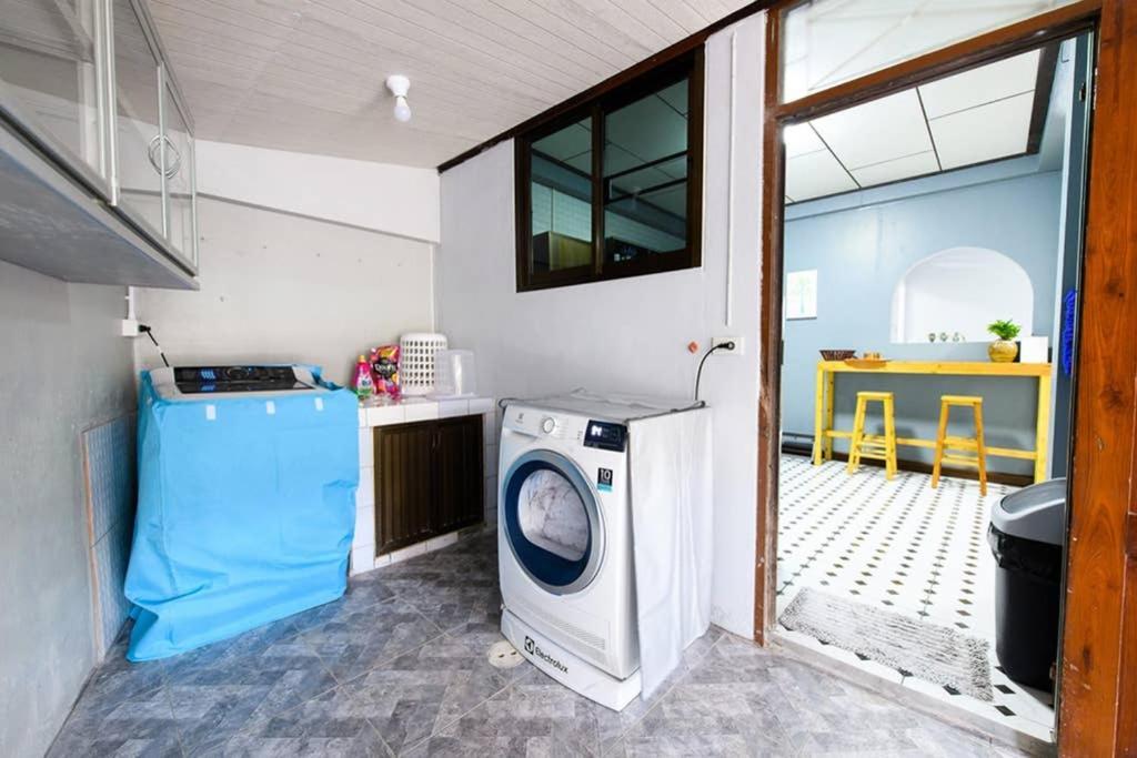 Bluebell House Hatyai - Cosy 3 Bedrooms For 10 Pax - 9 Mins Drive To Lee Grd Ban Kho Hong Eksteriør billede